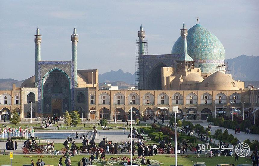  مسجد شاه اصفهان کجاست